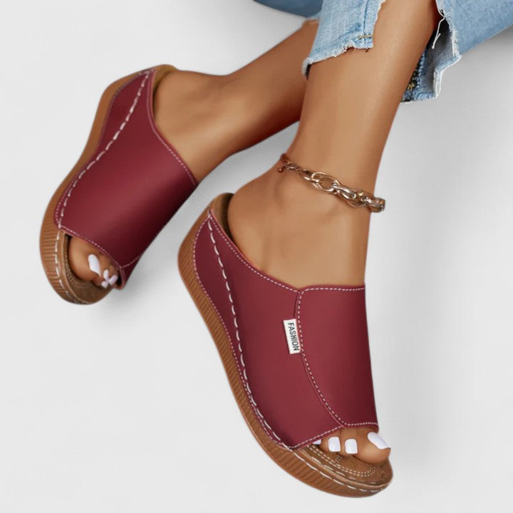 Rouge / 6 US | 37 EU
